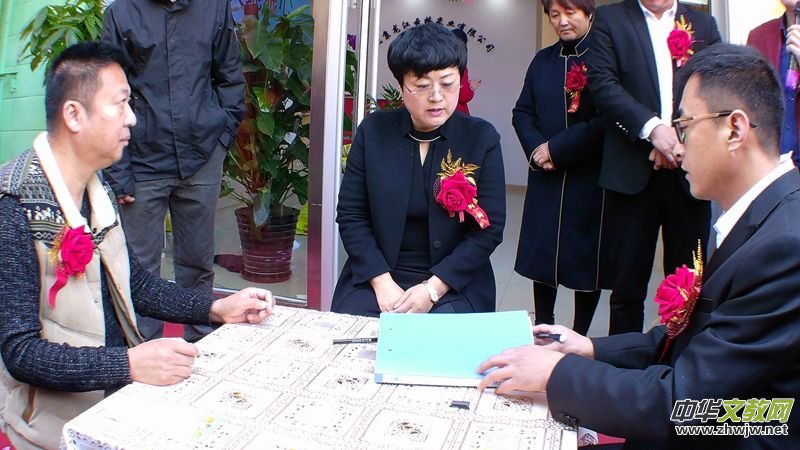 ������̩���Ƙ����ֱ�I�B�i������ƽ���_�I