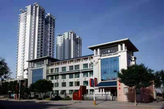 ��ؓ(f��)�Õr�⣬�ЌW(xu��)�����L����ɽ���������ø��^(q��)����С�W(xu��)̤��֮��