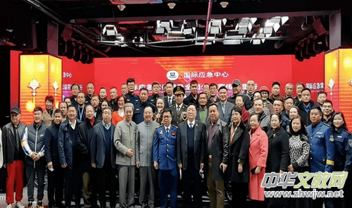 阮先鋒應邀出席國際應急常識普及全國公益宣傳萬里行啟動儀式 阮先鋒應邀出席國際應急常識普及全國公益宣傳萬里行啟動儀式
