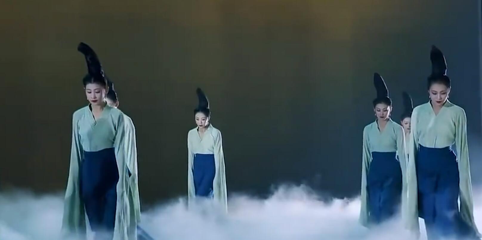 淺談《只此青綠》前世今生 淺談《只此青綠》前世今生