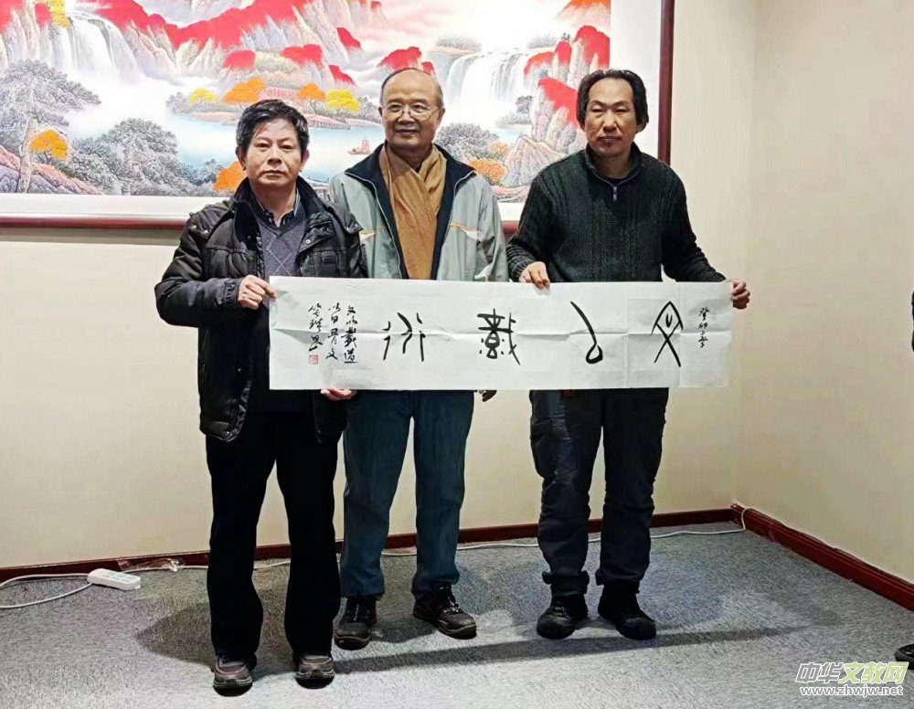 2023《作家報(bào)》新春茶話會(huì)暨馬光增《泥土情深》張富英《余香集》新書(shū)首發(fā)雅集在京舉辦 2023《作家報(bào)》新春茶話會(huì)暨馬光增《泥土情深》張富英《余香集》新書(shū)首發(fā)雅集在京舉辦