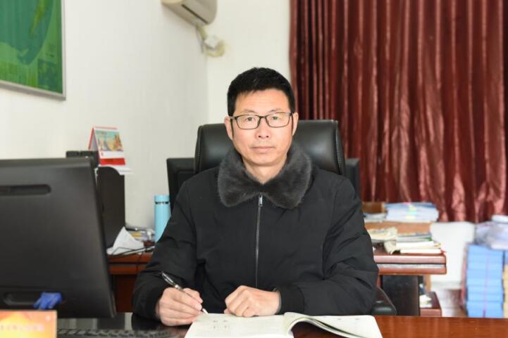 優化學校管理 構建和諧校園 優化學校管理 構建和諧校園