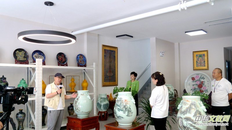 中國文藝名家展覽館淄博館揭牌,落戶淄博博林陶瓷琉璃藝術院 中國文藝名家展覽館淄博館揭牌,落戶淄博博林陶瓷琉璃藝術院