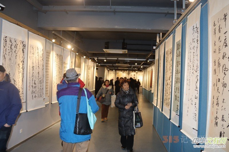�������I�䣬 �ƵZǰ�M�������o��ë�ɖ|ͬ־�Q��130�������׭��������Ʒ��Ոչ���Ϻ��Ї�����Ժ��Ļ
