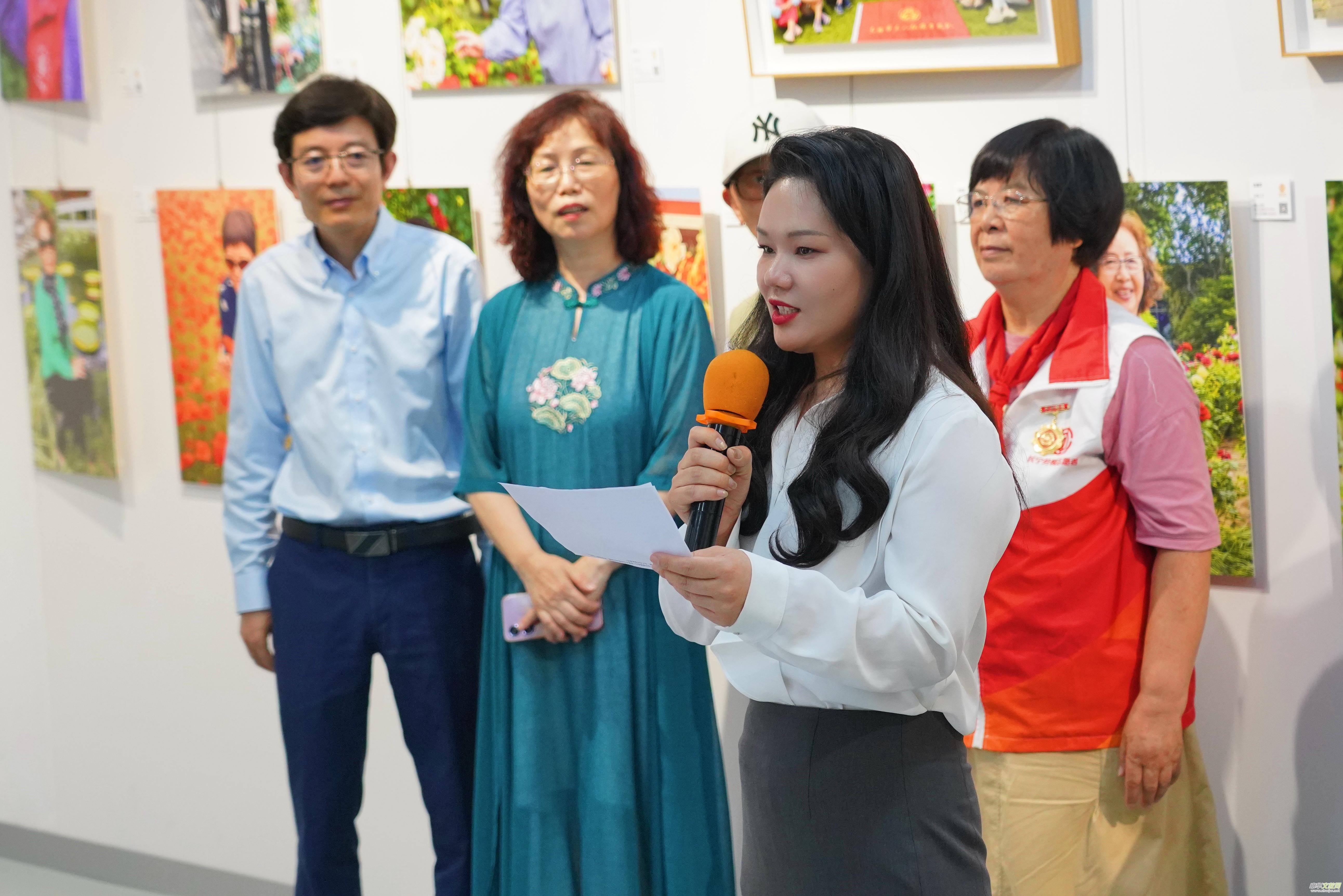 匯聚榜樣力量,共賞藝術華章—“勞模旗手勞動節風采展”在滬盛大啟幕 匯聚榜樣力量,共賞藝術華章—“勞模旗手勞動節風采展”在滬盛大啟幕