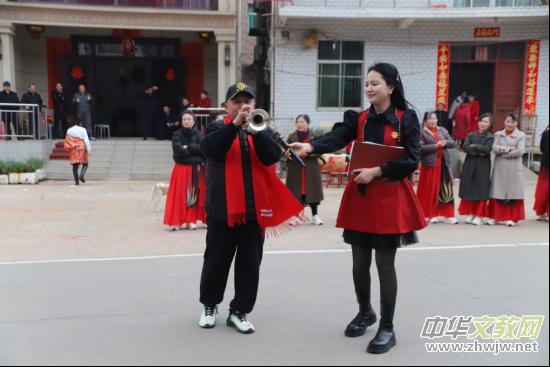 �Ę��g�v�cԪ�� �l����퍝����ġ�������Ů�ӹ���ꠑcԪ��չ�����l���������A�M�e��