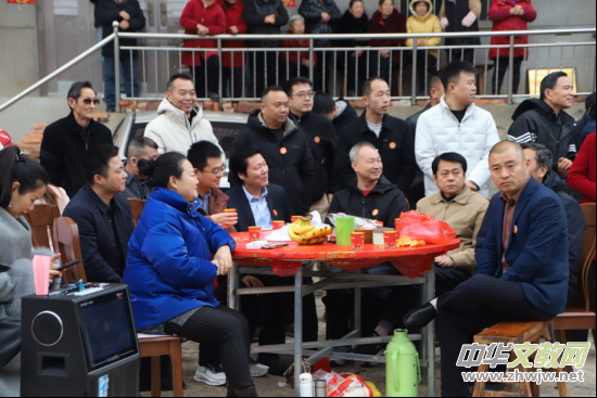�Ę��g�v�cԪ�� �l����퍝����ġ�������Ů�ӹ���ꠑcԪ��չ�����l���������A�M�e��